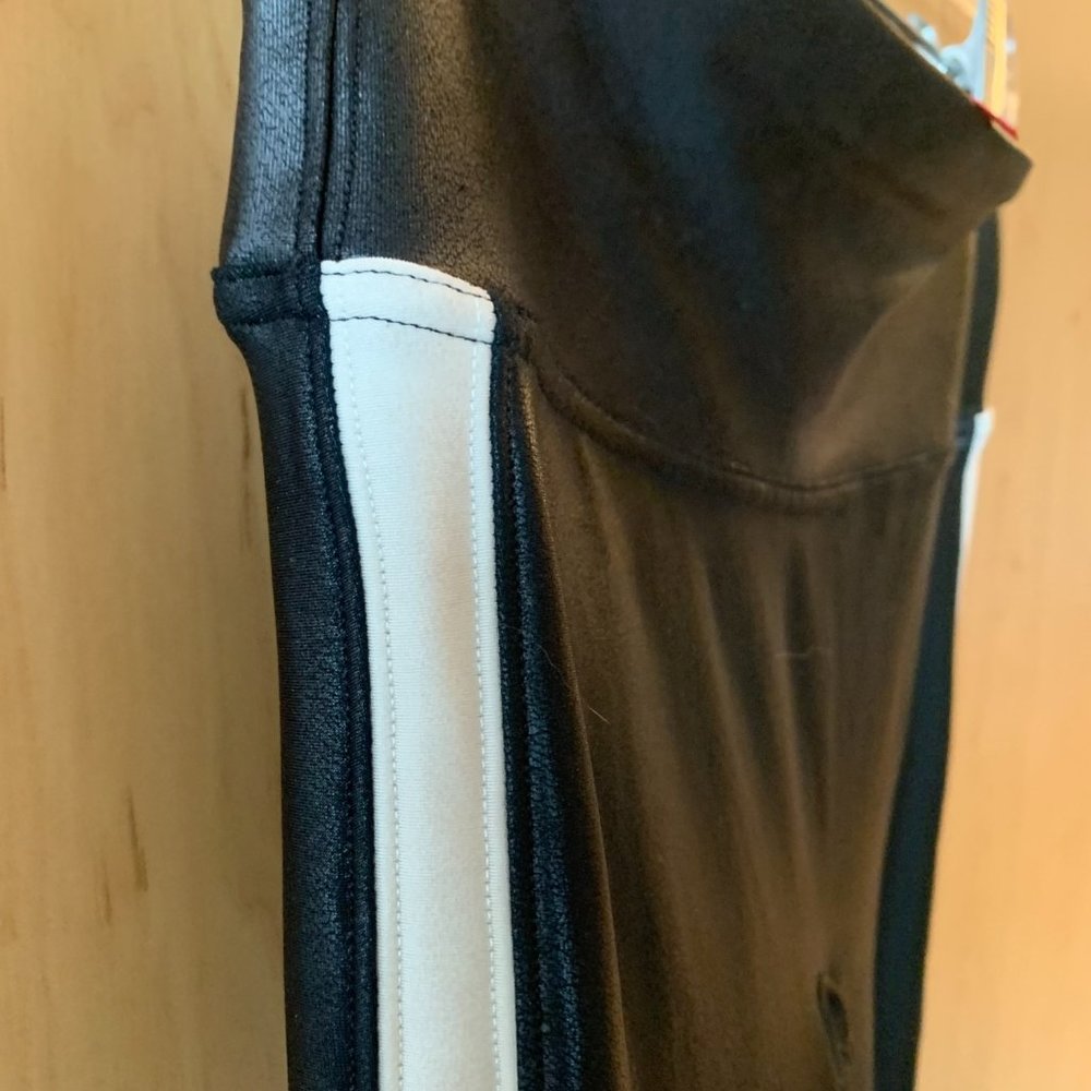 SPANX TUXEDO STRIP FAUX LEATHER LEGGING